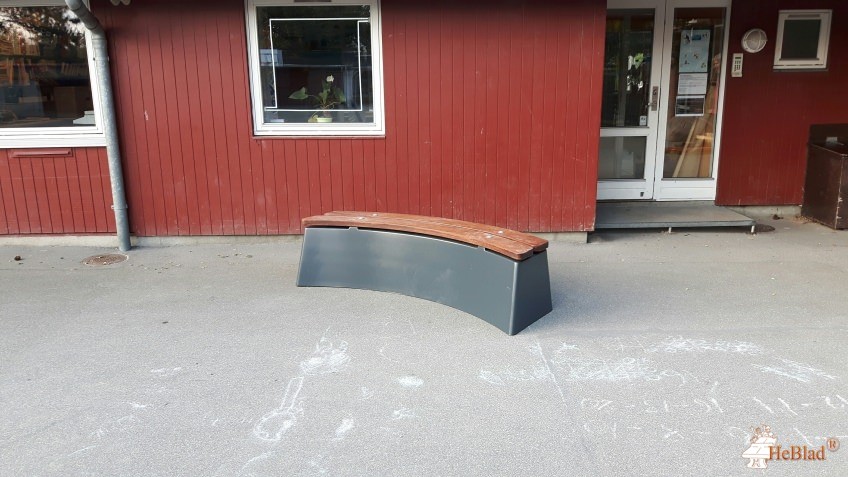 Åløkkeskolen fra / af  Odense C
