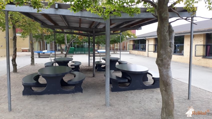 Skelgårdsskolen fra / af  Kastrup
