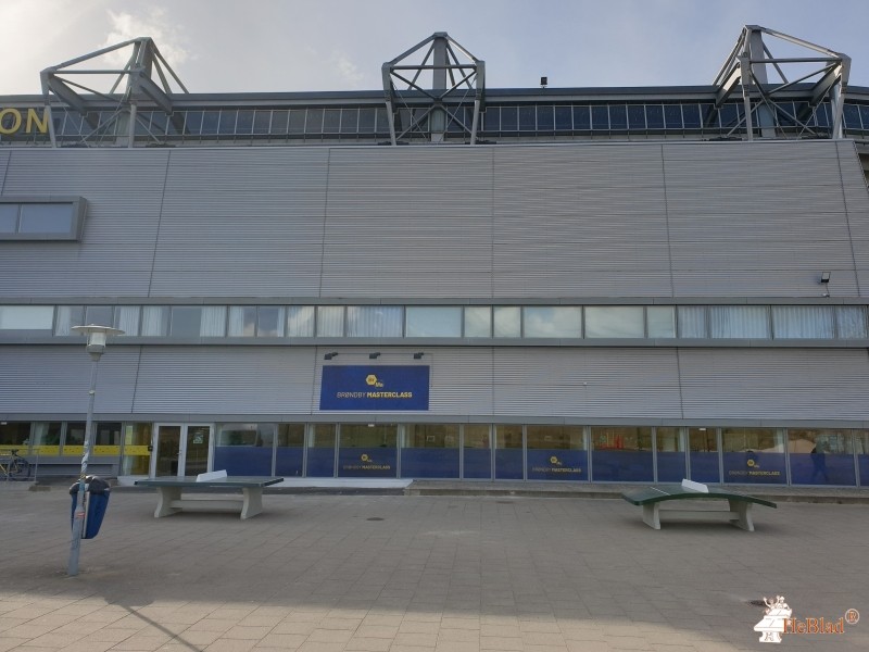Nicoleg ApS  fra / af  Brøndby
