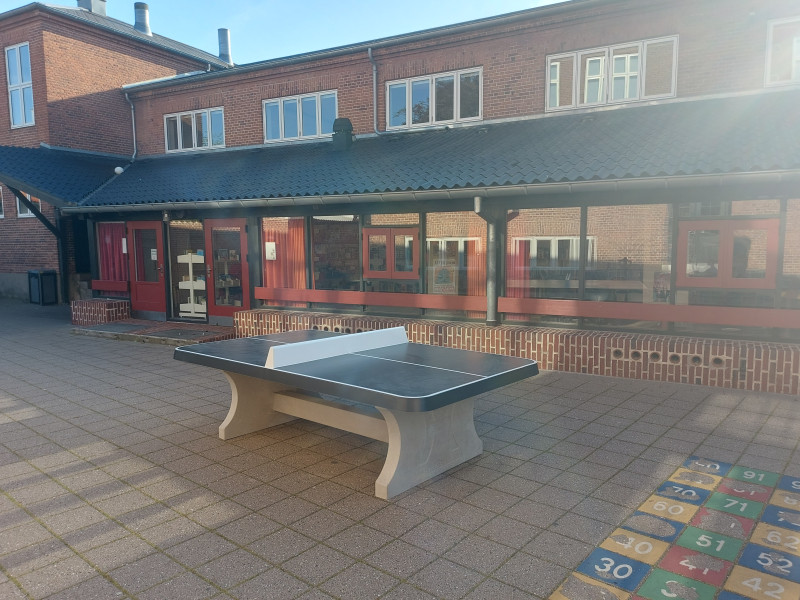 Sct. Nicolai Skole fra / af  Køge