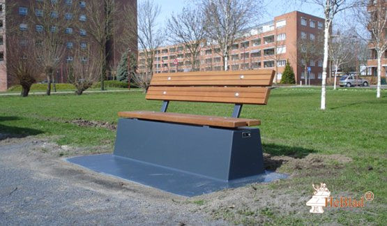 Betonbænk med bundplade i Antracit