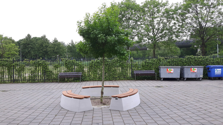 Luksus, Oval Betonbænk