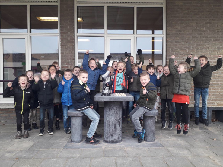 Beton Dambord Antracit Beton, 2-personers