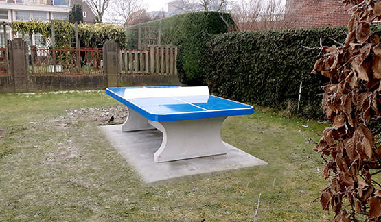 Beton bundplade til bordtennisbord