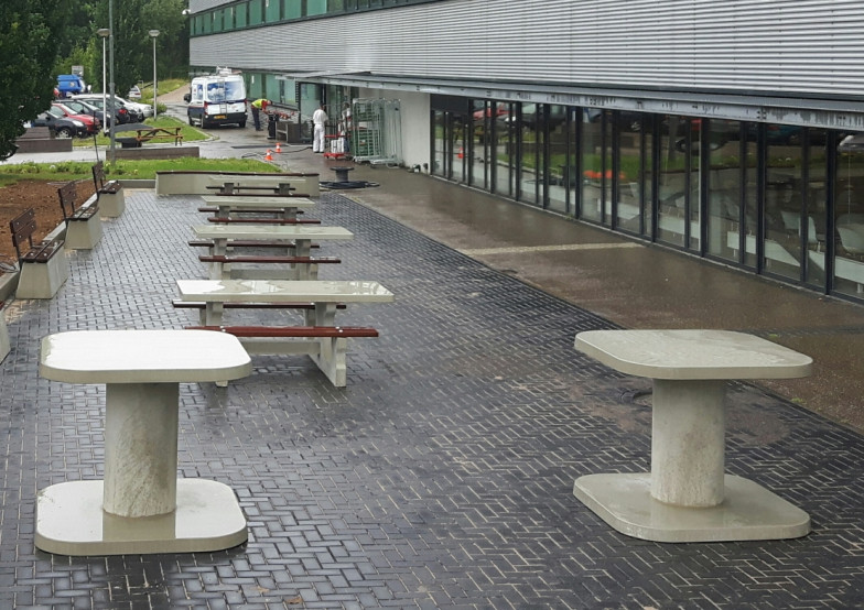 Ståbord Rå Beton