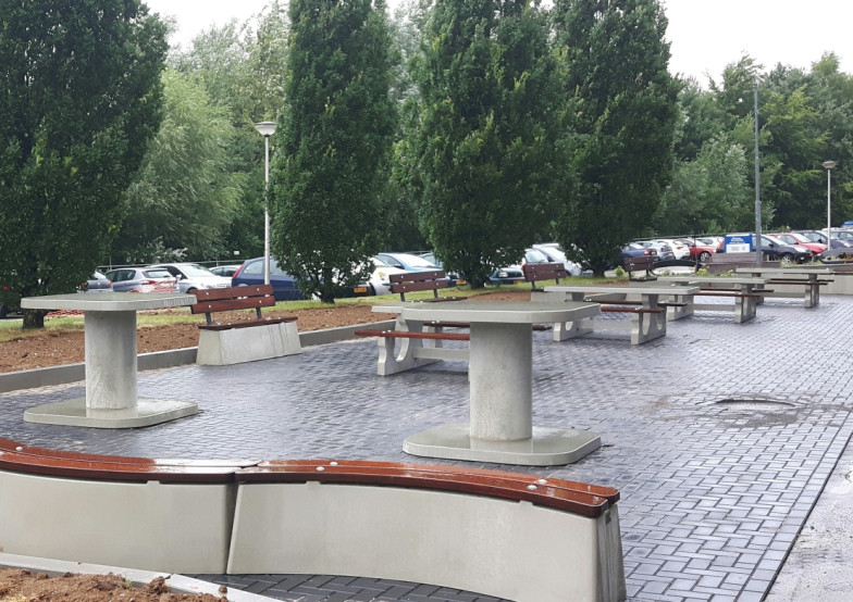 Ståbord Rå Beton