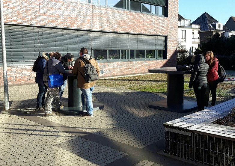 HeBlad Ståbord Rå Antracit 