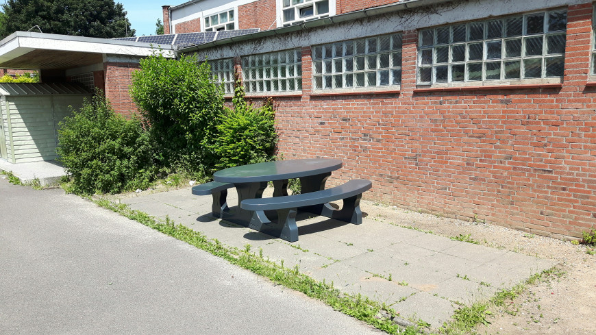 Standard Oval Bordbænk i Antracit