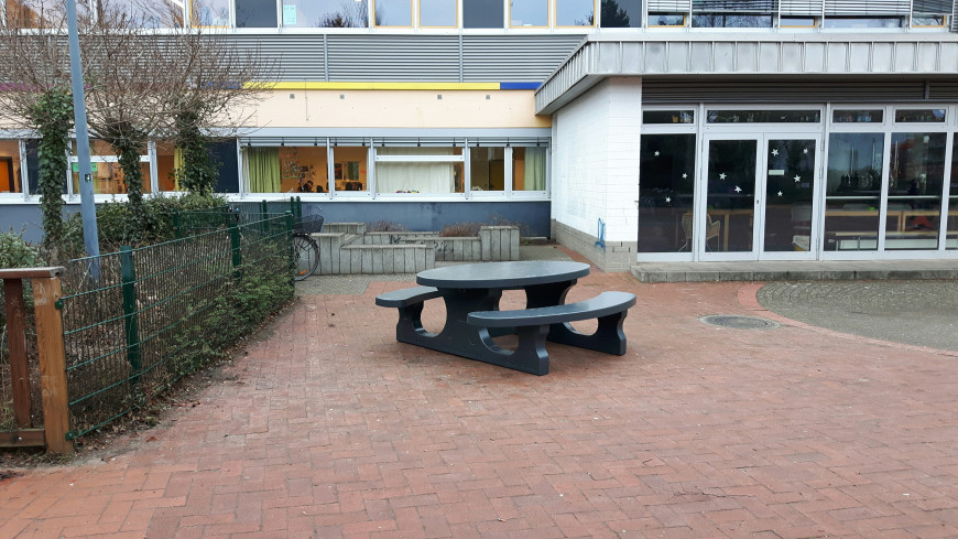 Standard Oval Bordbænk i Antracit